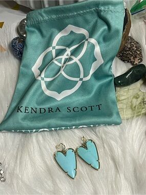 Kendra Scott Ansley Heart Earrings